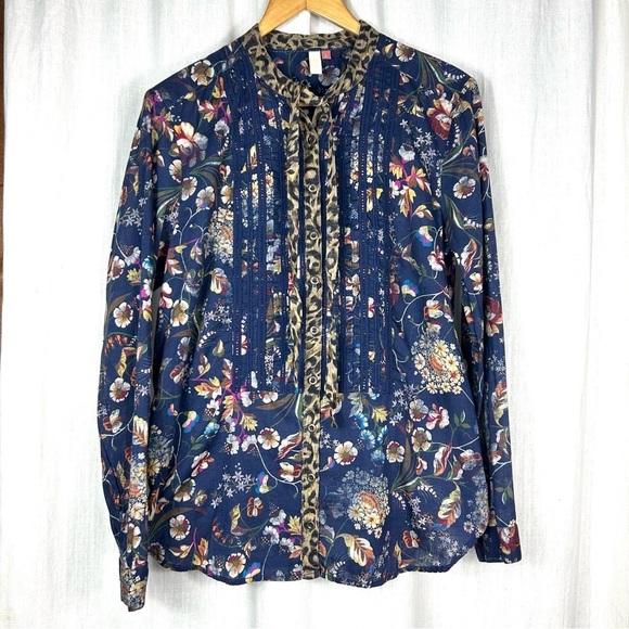 Anthropologie Tops - Anthropologie Pilcro Ladder Lace Floral Tunic Blouse Blue Motif size M